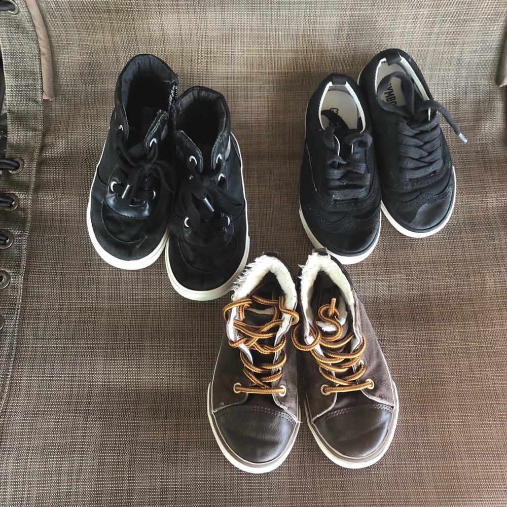 Bundle 3 pairs of boots/shoes- toddler 9